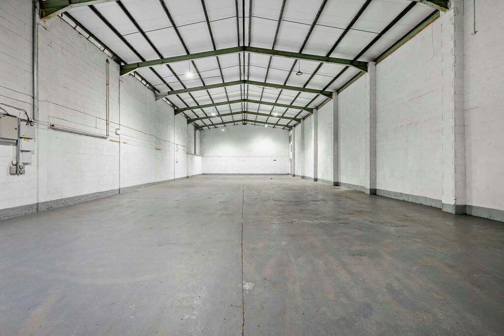 8676130-interior05-800.jpg