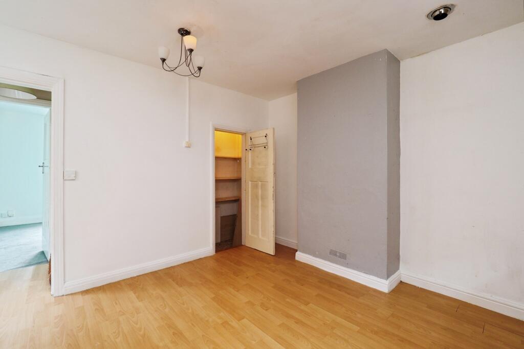 House in Nottingham, Chilwell - View 5