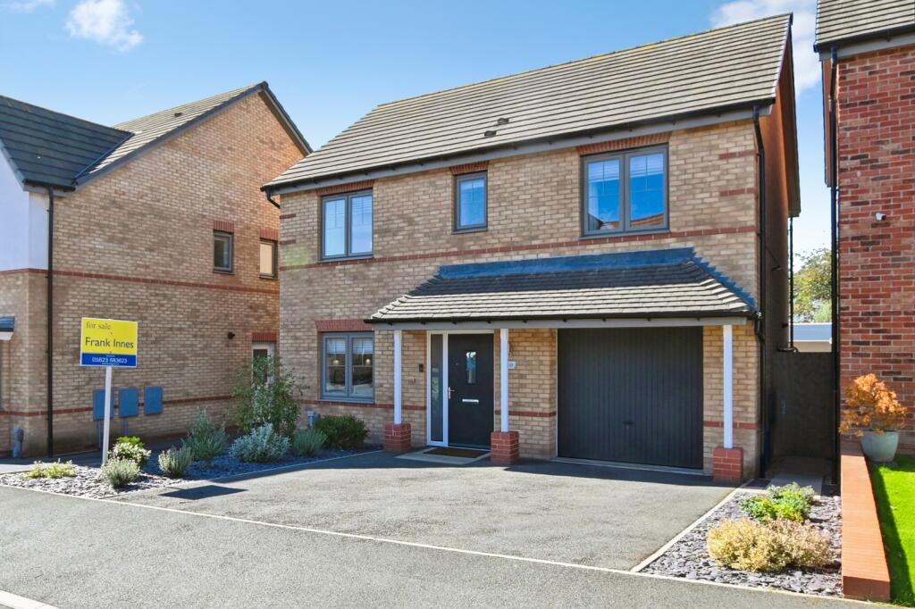 Main image of property: Sorrell Square, Clipstone Village, Mansfield, Nottinghamshire, NG21