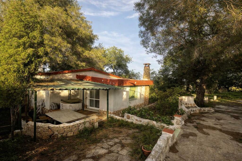 Main image of property: Valencia, Valencia, Montserrat