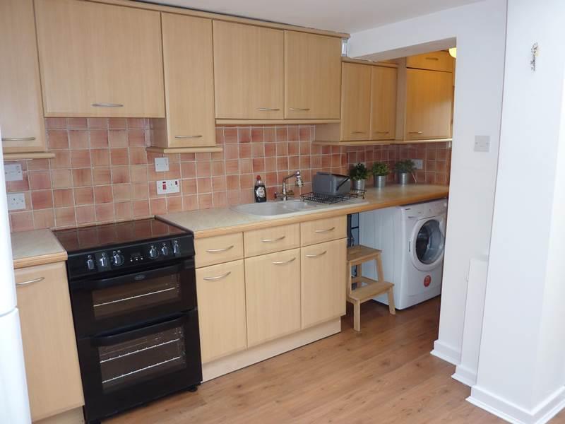 Lansdowne Terrace, Twyford photo 4