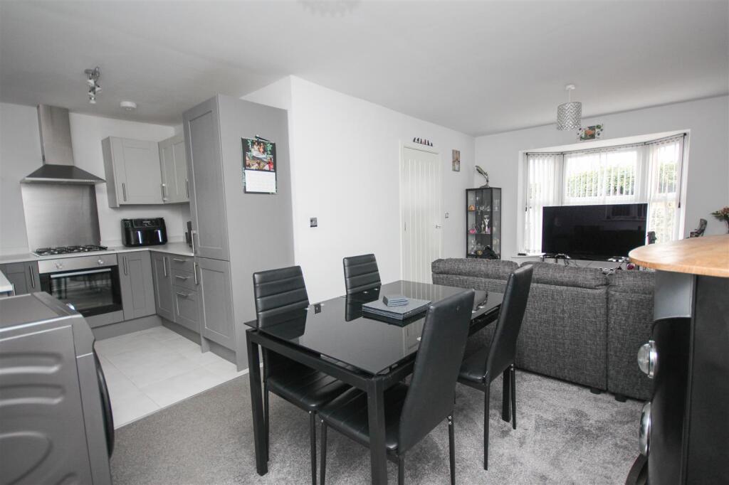House in Wellingborough - View 4