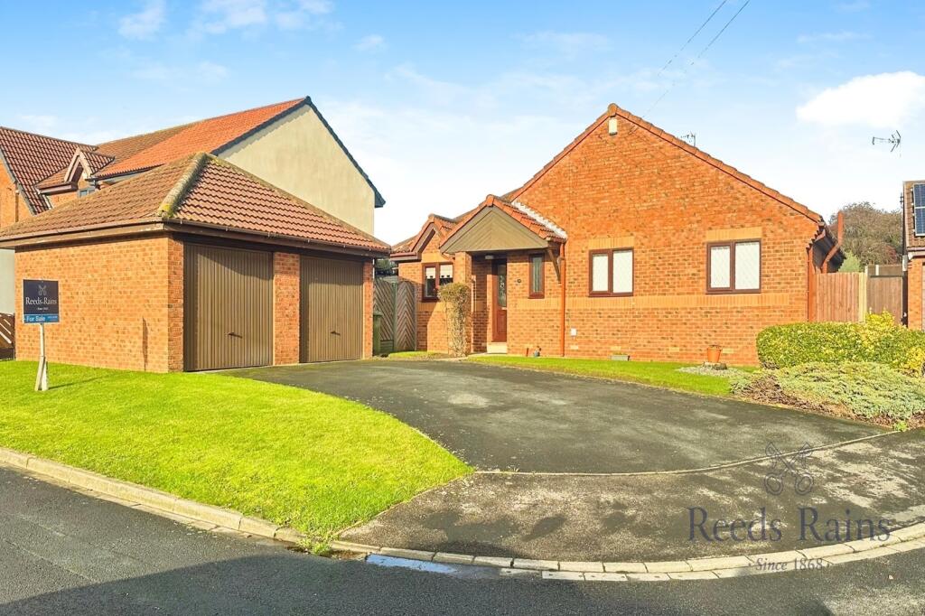3-bed house on 29, Tabard Road, Eggborough, Goole, DN14, £300,000