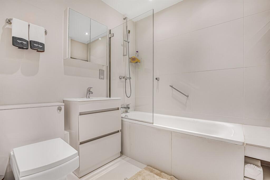 2 bedroom ground floor flat for rent