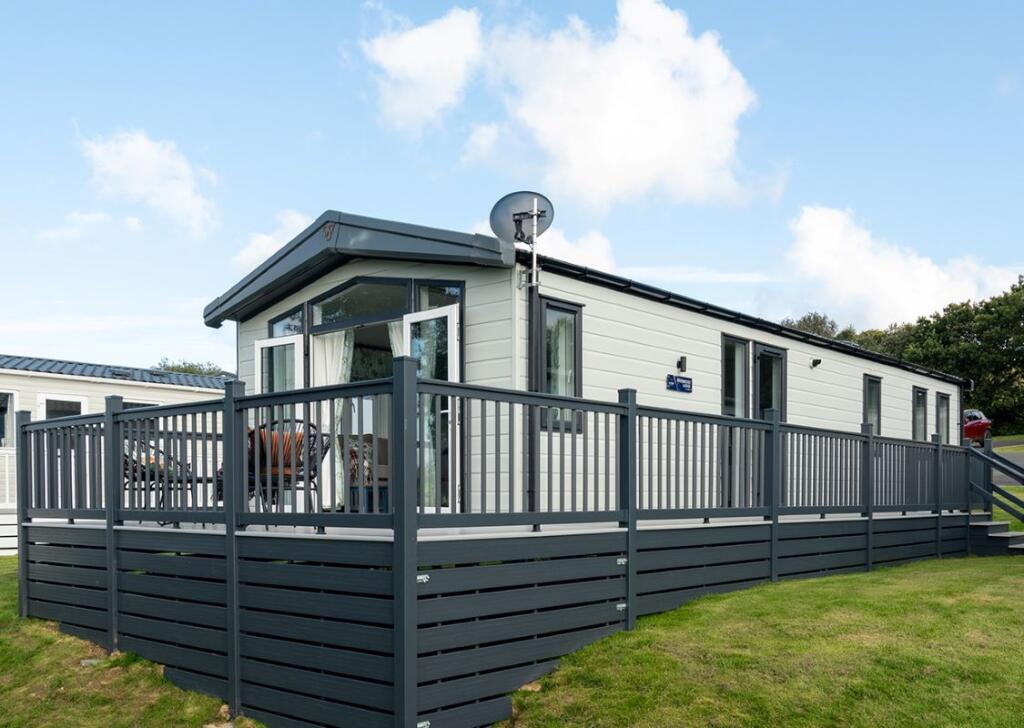 2-bed caravan on Sandymouth 6 Hedley Wood Holiday Park, Tackbear Road, Bridgerule, Devon, EX22 7ED, £50,000