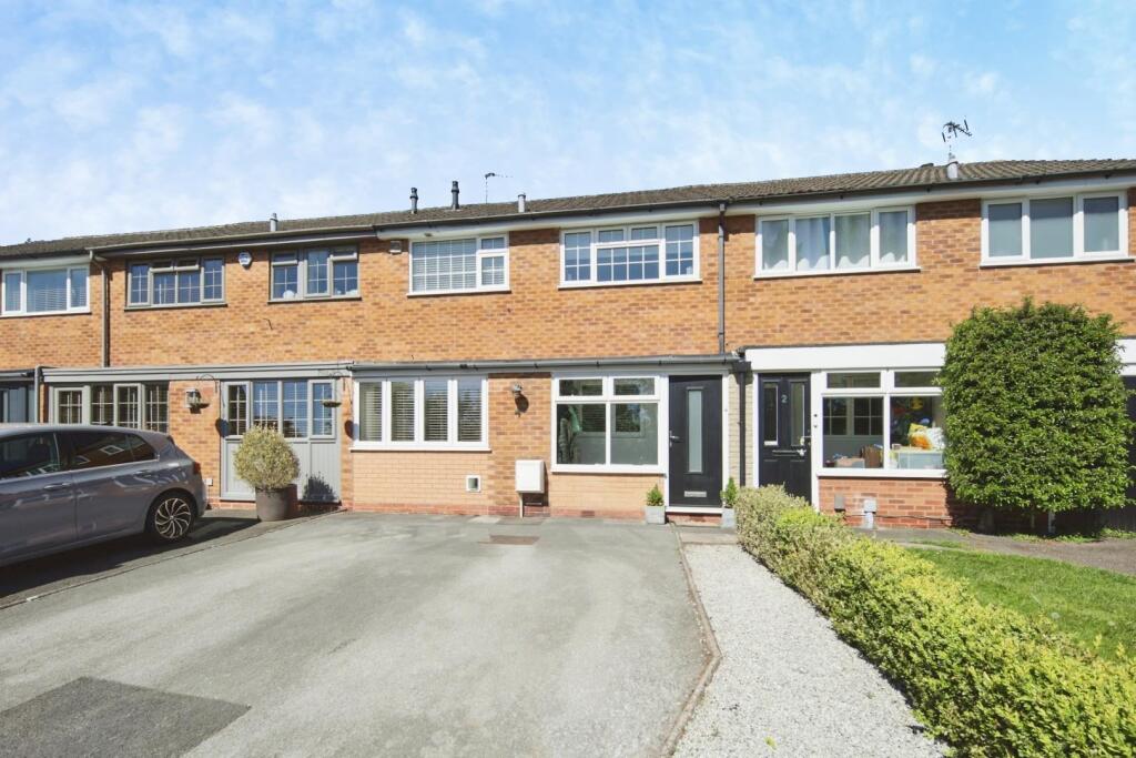 Main image of property: Fennis Close, Dorridge, Solihull