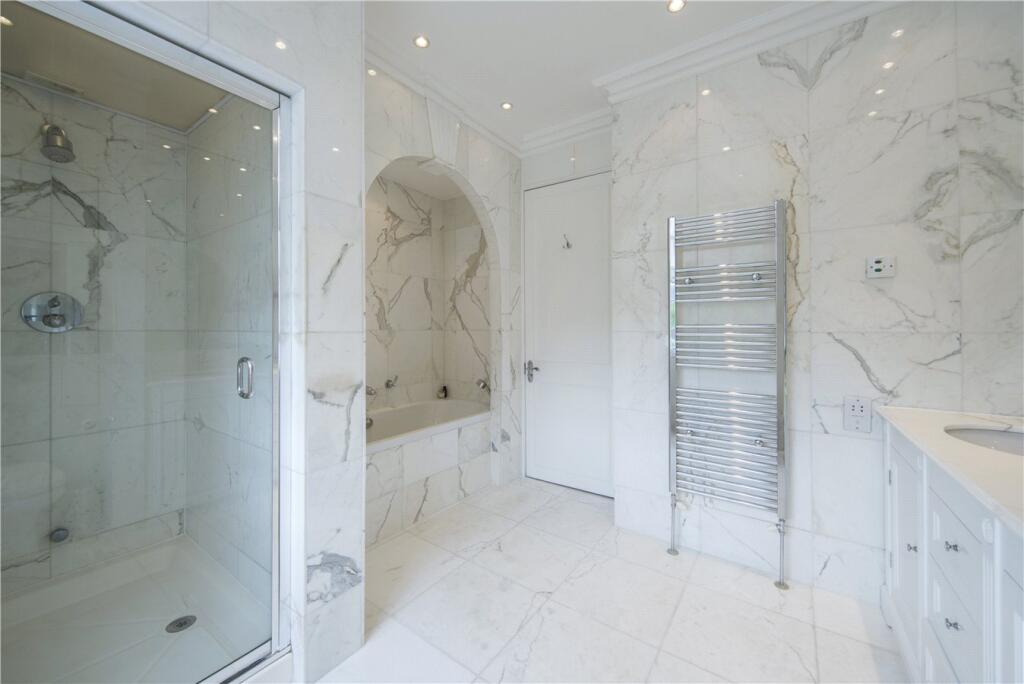 House in London, City of Westminster - View 5