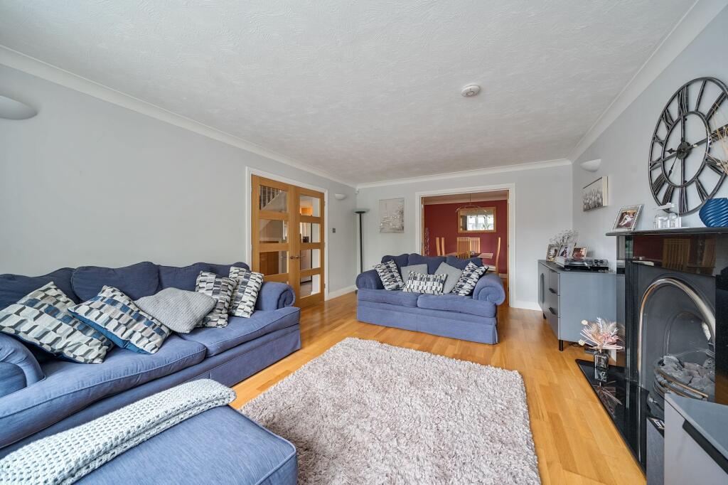 Cranesfield, Sherborne St. John, RG24 - View 6