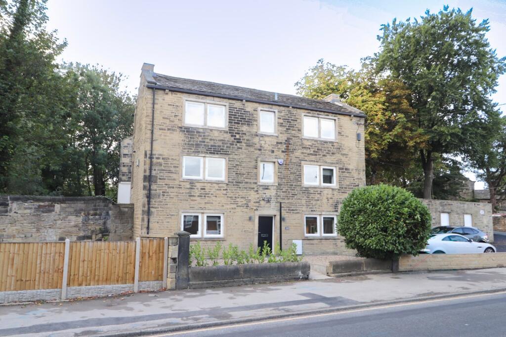 Main image of property: Upper Town Street, Bramley, Leeds, West Yorkshire, LS13