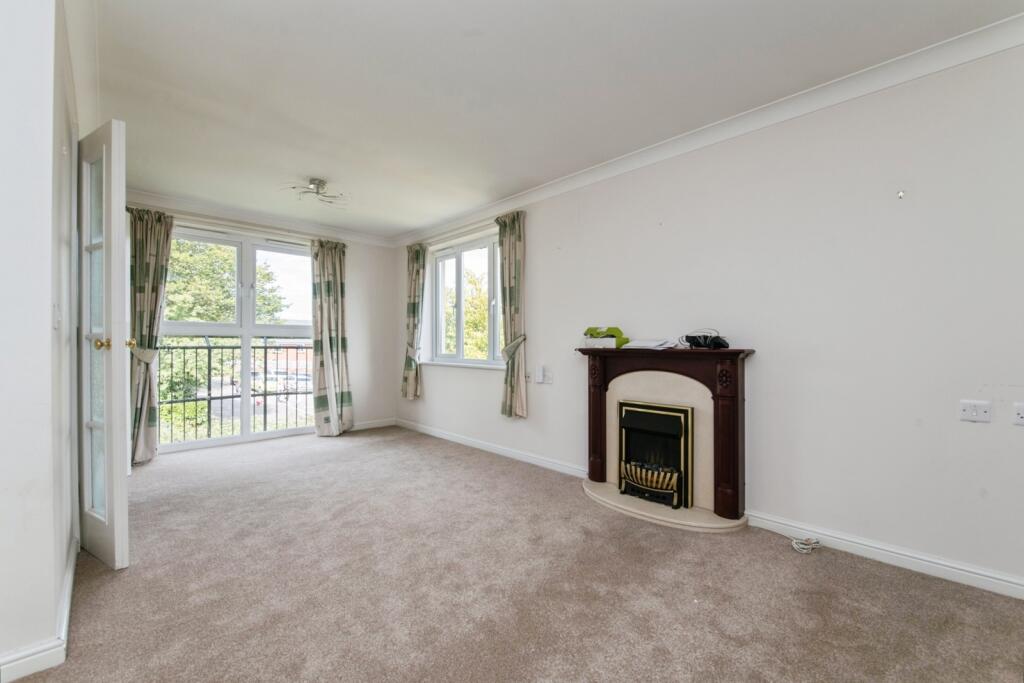 Apartment in Exeter - View 3
