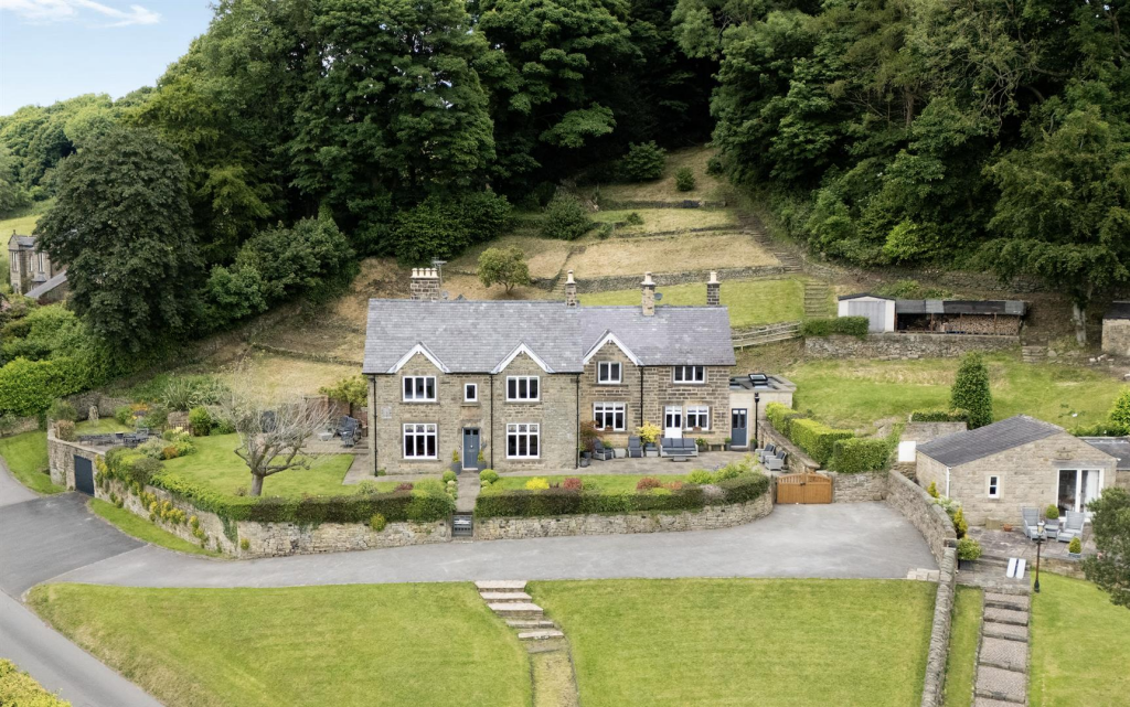 Main image of property: Hill Cottage, Hill Road, Ashover, Derbyshire, S45