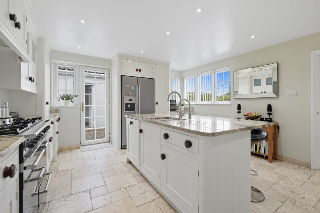 Additional image 9 of Wilkins Green Lane, Smallford, AL4