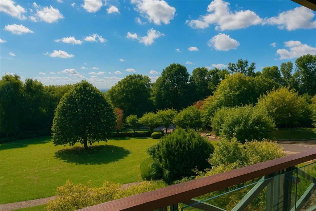 Apartment in Harrow - More