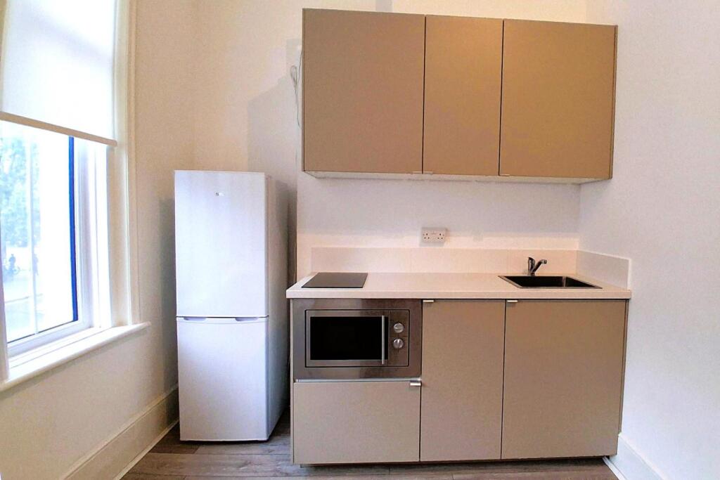 Apartment in London, Park Royal - View 4