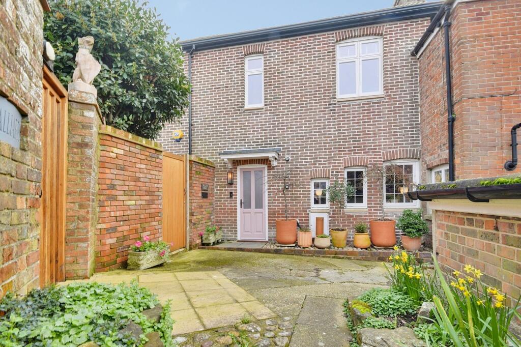 Main image of property: Landgate, Rye, East Sussex, TN31