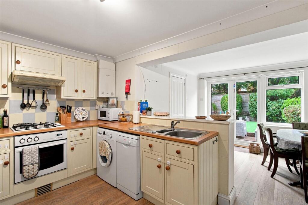 House in Brighton - View 3