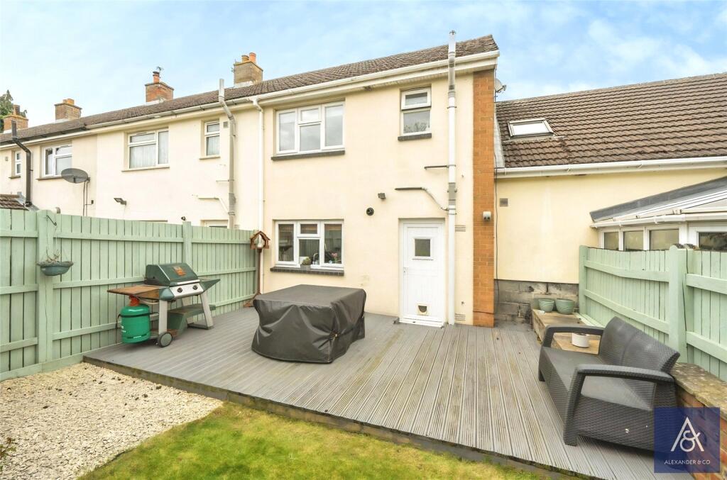 2-bed terraced on Bowman Close, Middleton Cheney, Banbury, £285,000