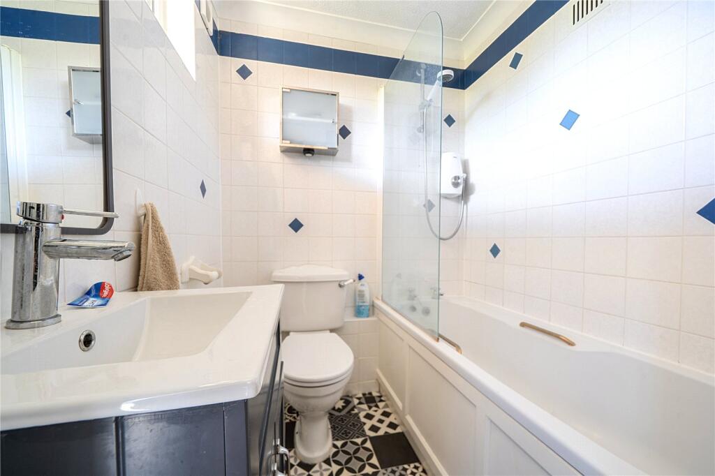 Apartment in Hemel Hempstead - More