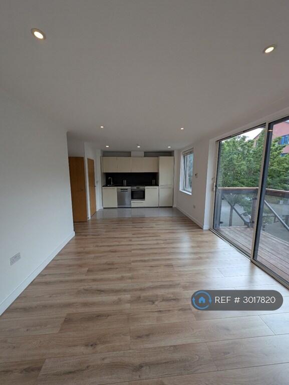 Main image of property: Union Lane, Isleworth, TW7
