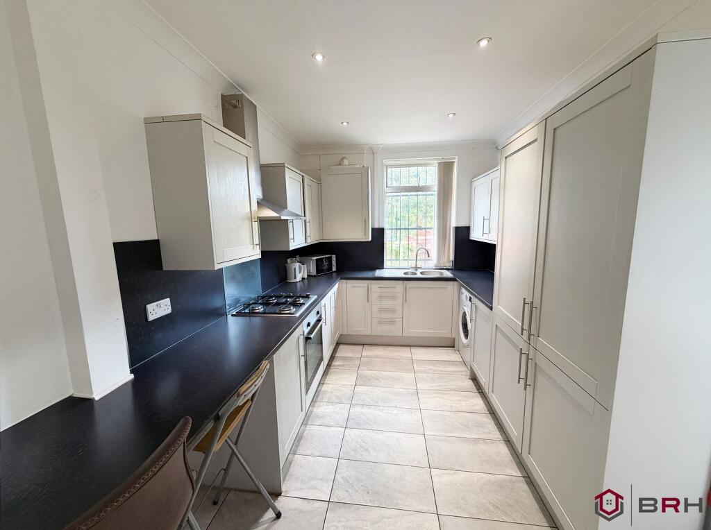 House in Doncaster, Newton, Balby - View 2