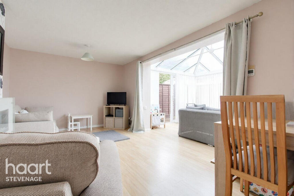 House in Stevenage - View 2