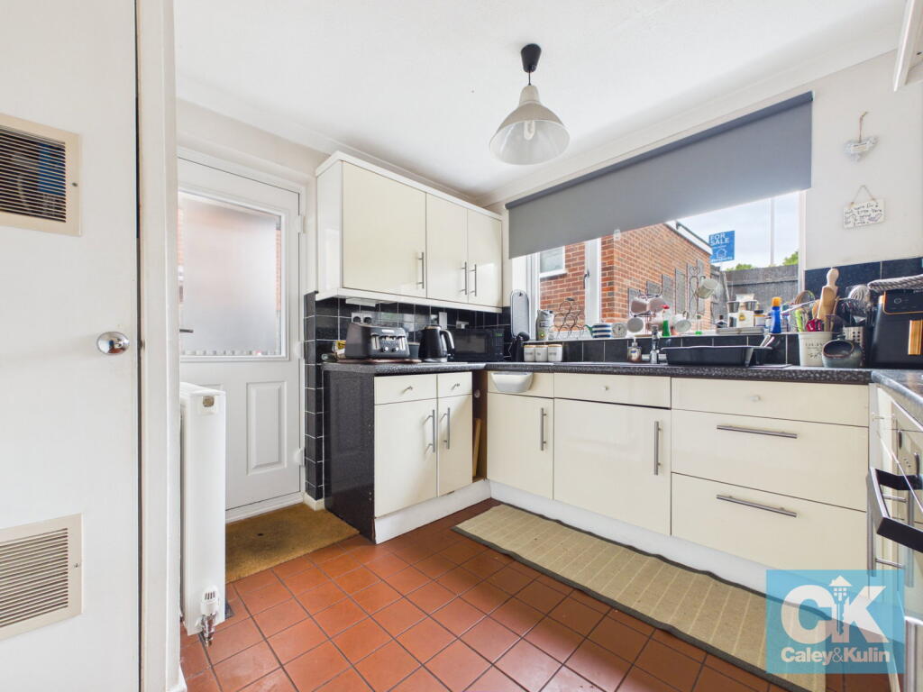 House in Stoke-on-Trent - More