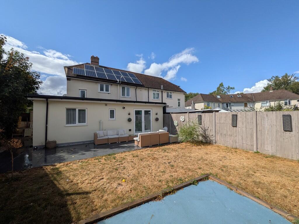 Andrews Close, Bournemouth photo 3
