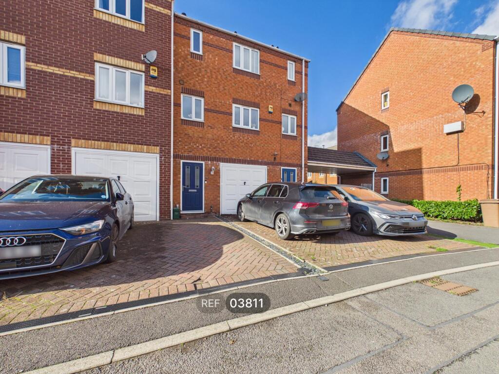 Main image of property: Bramble Court, Nottingham, NG10 5QU