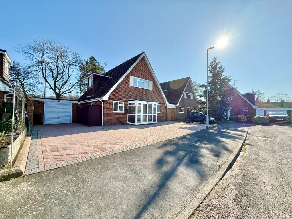 4-bed detached on Eastergate, Little Common, Bexhill-on-Sea, TN39, £475,000