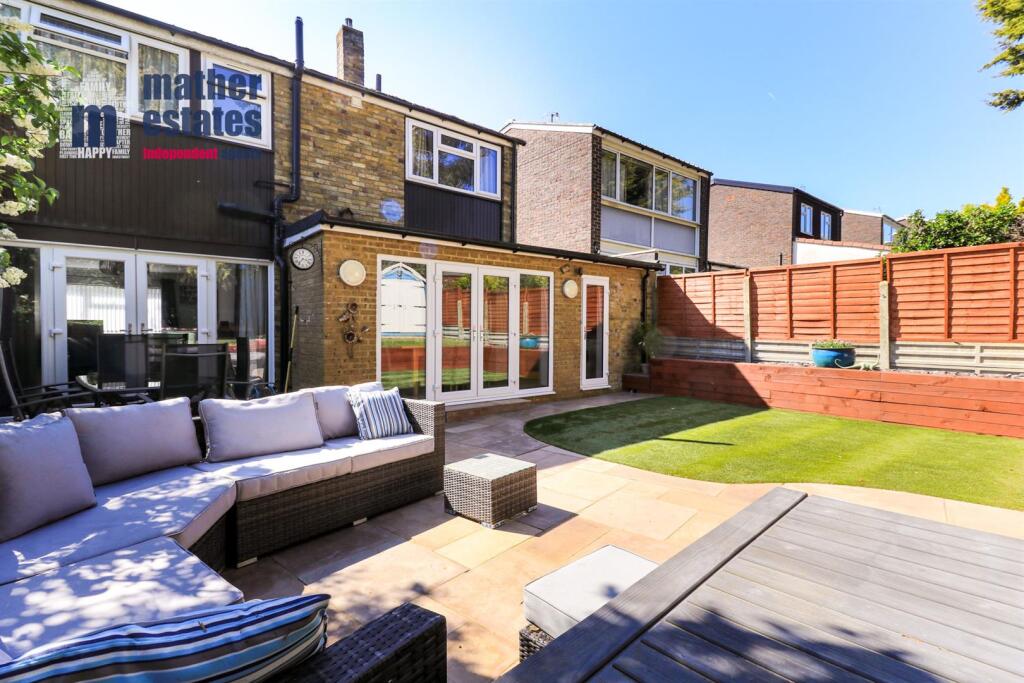 Additional image 36 of Lark Rise, Birds & Trees Area, Hatfield