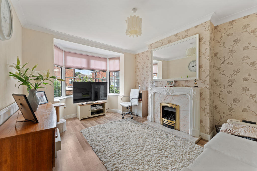 Hawkins Grove, Grimsby photo 4