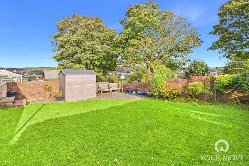 Monkwray Brow, Whitehaven, Cumbria, CA28 photo 3