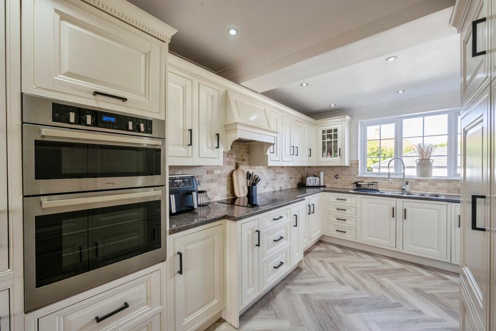 Carr Head Lane, Bolton-Upon-Dearne, Rotherham - View 3