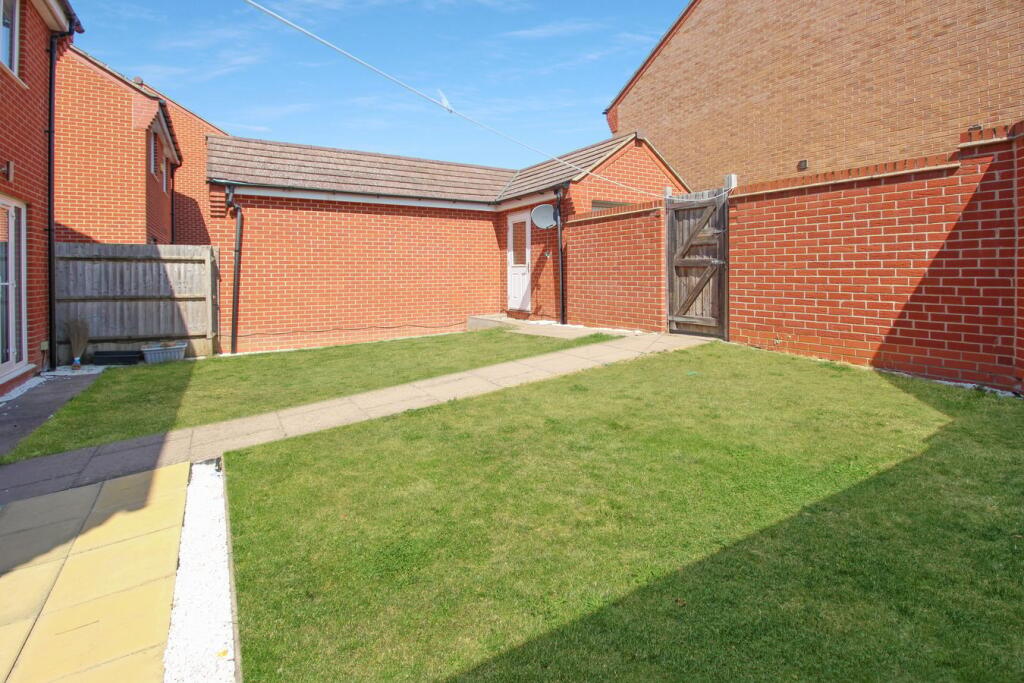 Dorrit Place, Rugby, CV21 photo 4