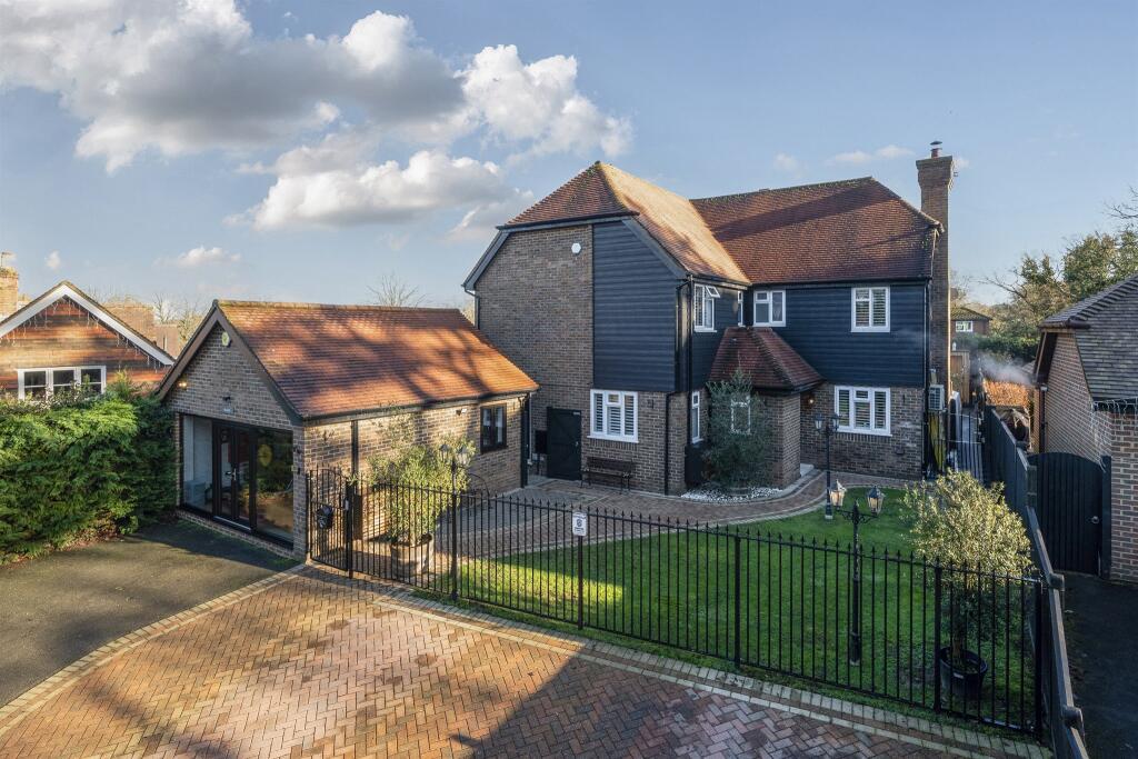 Main image of property: Marsh Green Road, Marsh Green, Edenbridge