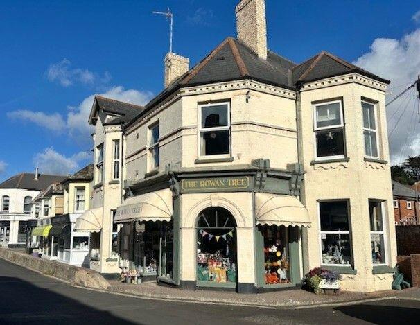 2-bed flat on Fore Street, Budleigh Salterton, EX9 6NG, £175,000
