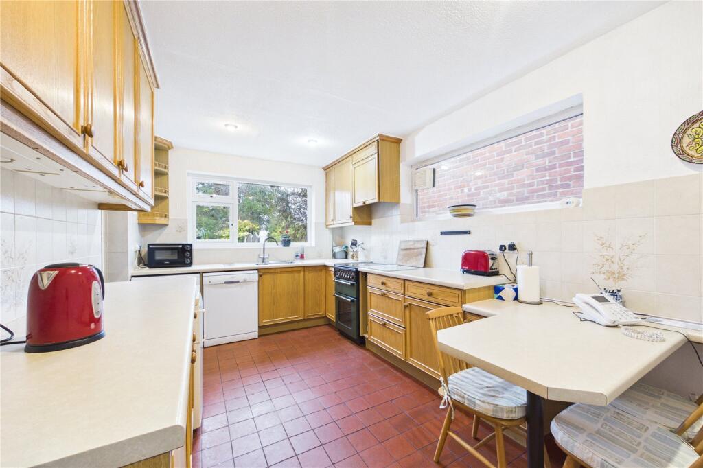 Hyde End Lane, Ryeish Green, Reading, Berkshire, RG7 photo 4