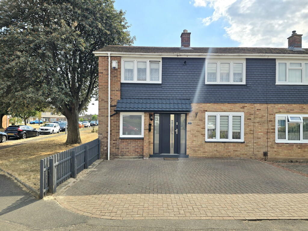 Main image of property: Burns Road,Wellingborough,NN8 3RP