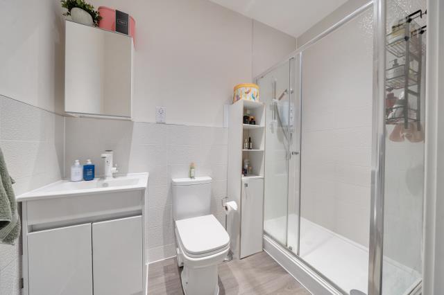 Apartment in Thatcham, West Berkshire - More