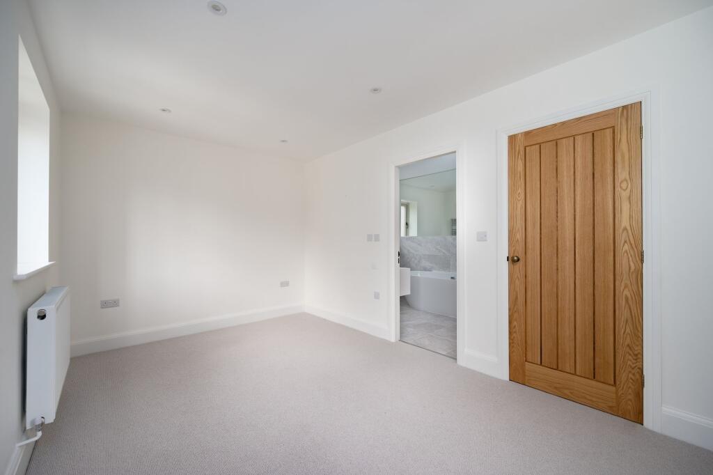 Additional image 10 of Warwick Road, Knowle, B93