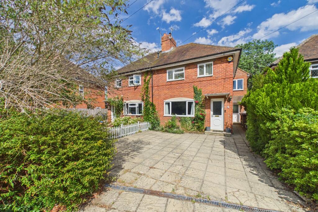Main image of property: Hayley Green, Warfield, Bracknell, Berkshire, RG42