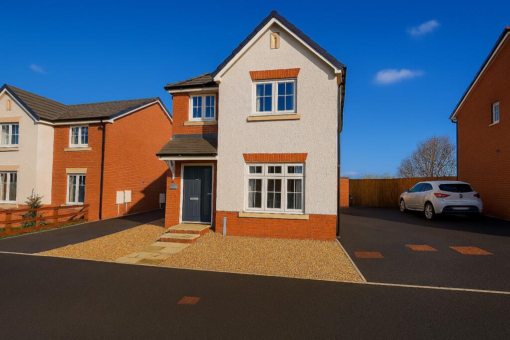 Main image of property: Comin Y Coed, Tonyrefail, Porth