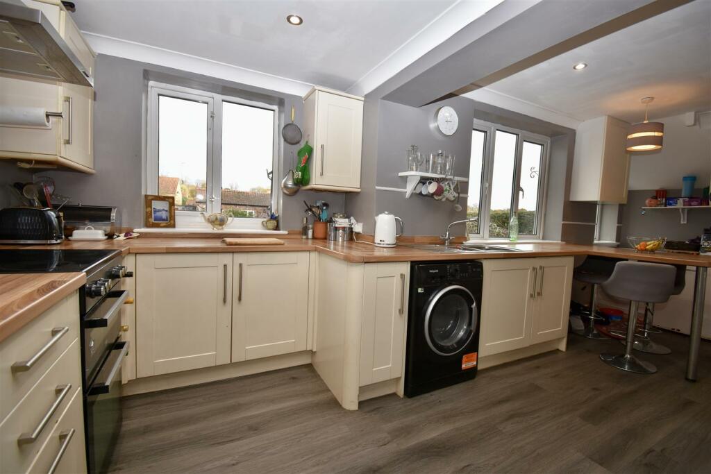 Castlegarth, Thornton-Le-Dale, Pickering photo 3