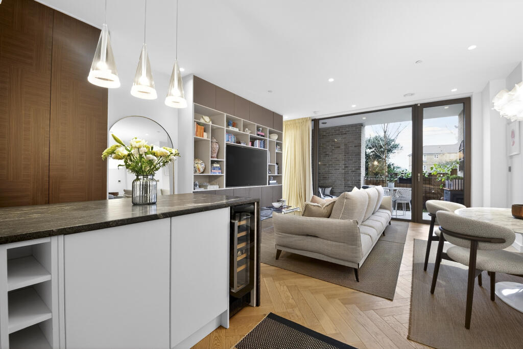 Main image of property: 10 Oberman Road, London, NW10