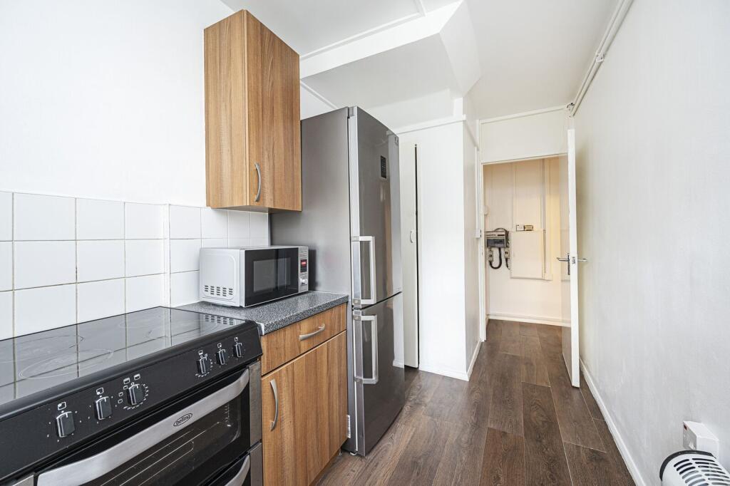 Apartment in London - View 4