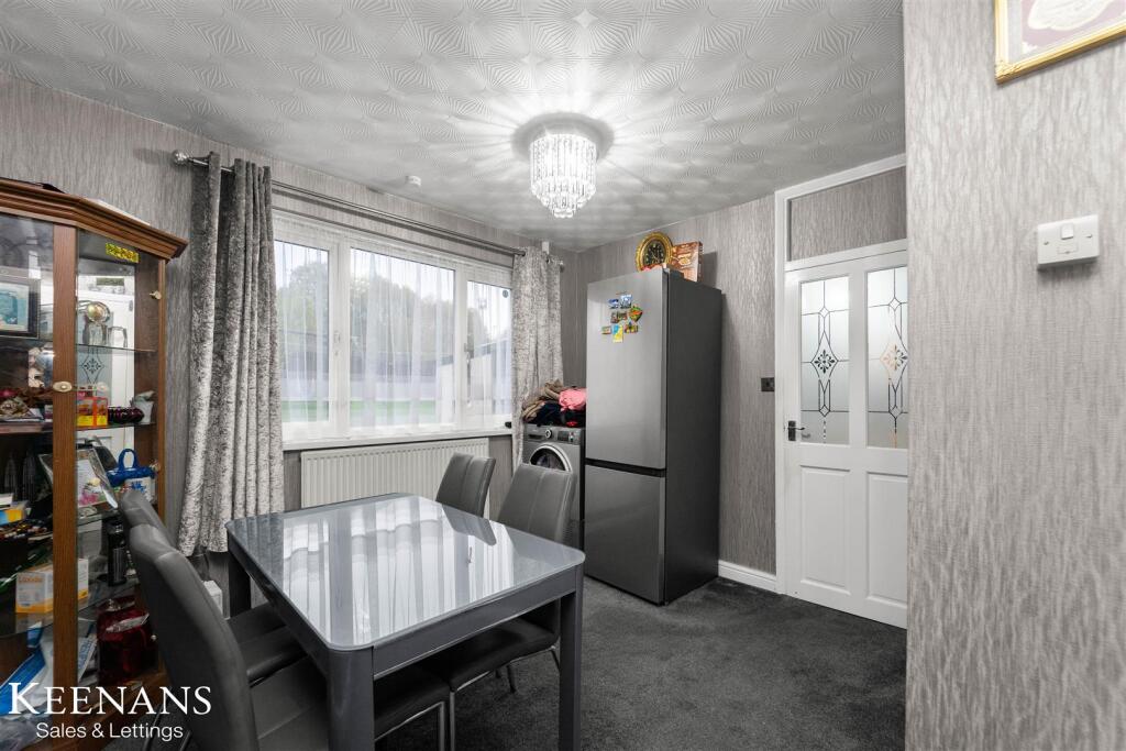 Tintern Crescent, Blackburn - View 4