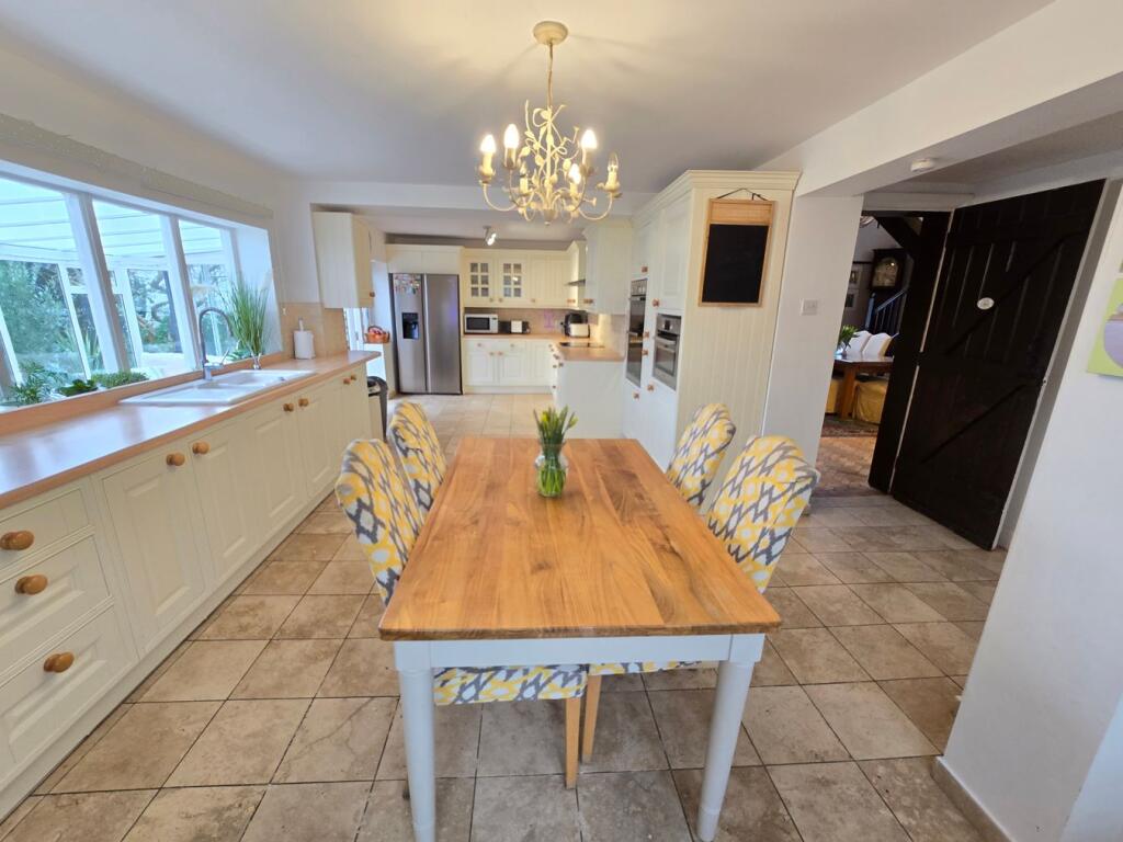 House in Bexhill-on-Sea, Cooden - View 4