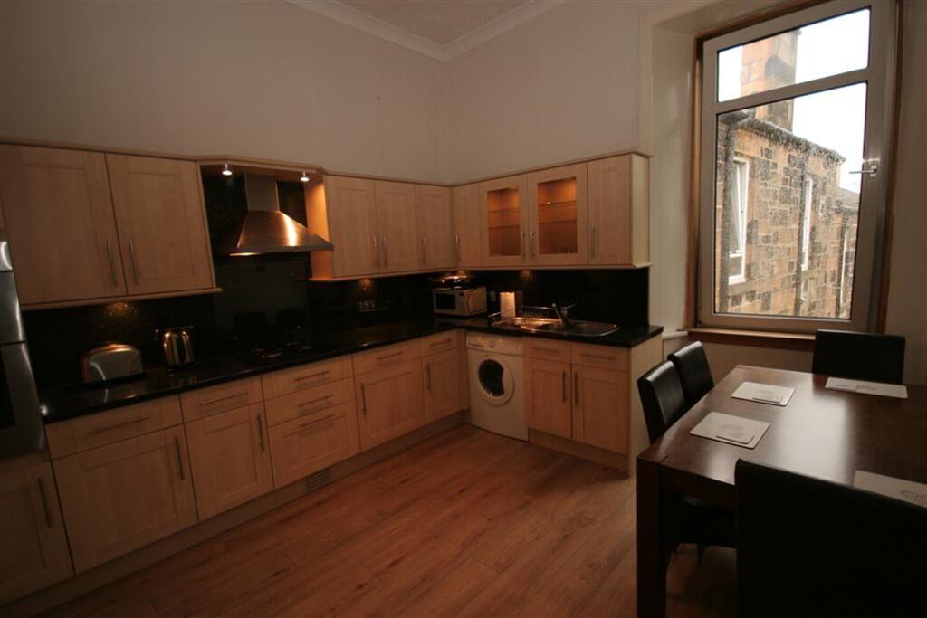 Apartment in Glasgow - View 3