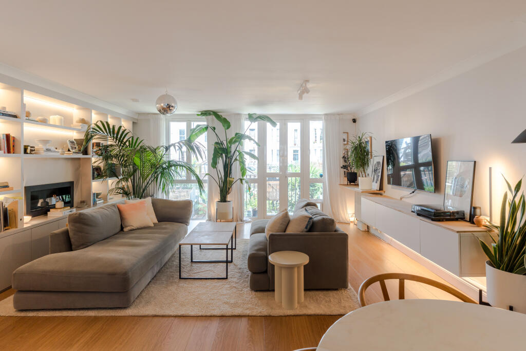 Main image of property: Powis Square, Notting Hill, London