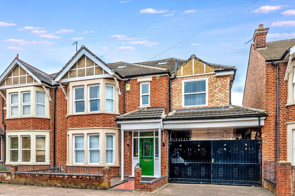 Main image of property: Cutcliffe Place, Bedford, Bedfordshire, MK40 4DF